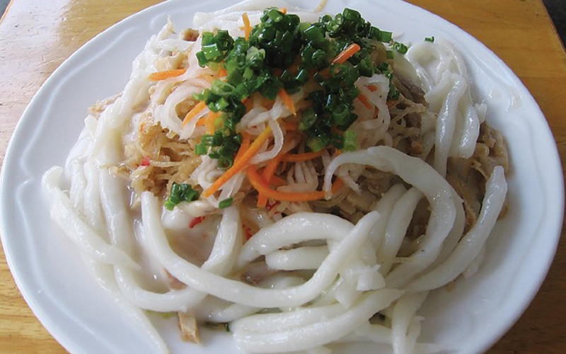 Bánh tằm Ngan Dừa