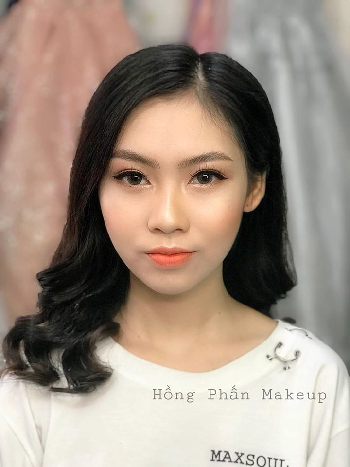Hồng Phấn Makeup (The Win Studio)