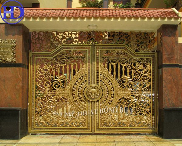 cong-ty-tnhhnbspsat-my-thuat-hong-diep-280796 Cổng sắt mỹ thuật - một sản phẩm tiêu biểu của Công ty TNHH sắt mỹ thuật Hồng Diệp