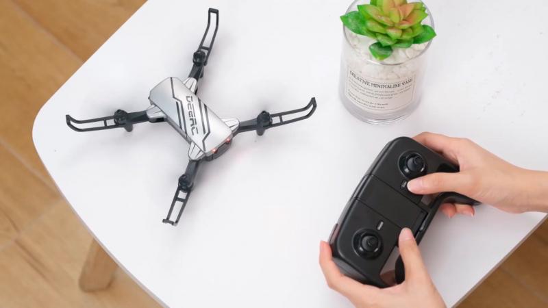 Máy bay không người lái mini Deerc D20 dành cho trẻ em